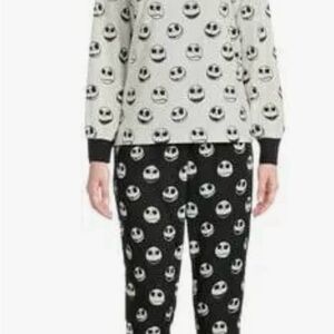 Disney Black and White Pajama Set with Jack Skellington Design XL